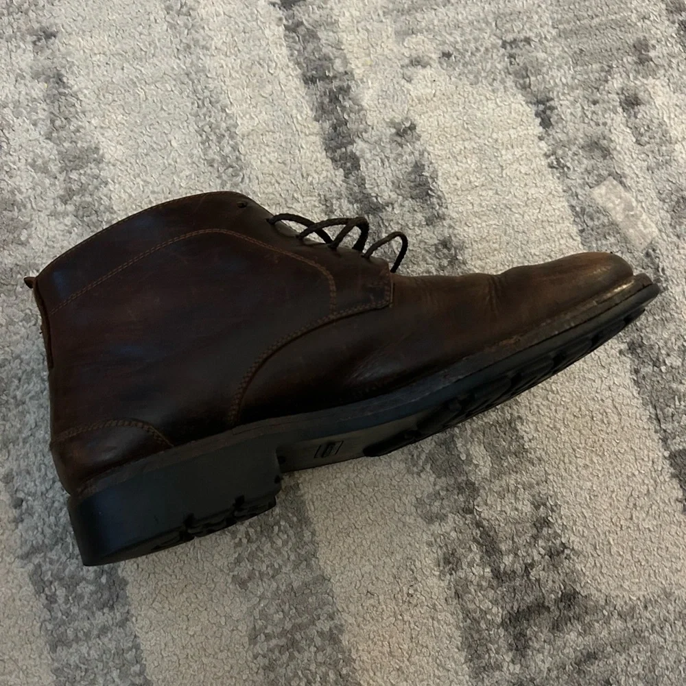 Cole Haan Air Colton Chukka Boots – Brown Leather – 8.5W